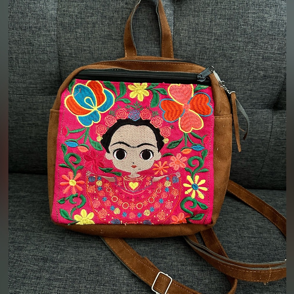 Embroidered bag - Picture 5 of 5